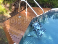 terrasse_piscine_hors_sol_bois_escalier